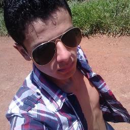 Ervinho18's profile picture. não fica com medo não segui eu que eu sigo voçê. ;)