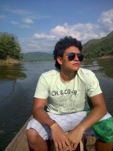 Estudiante de Ing. Electronica.