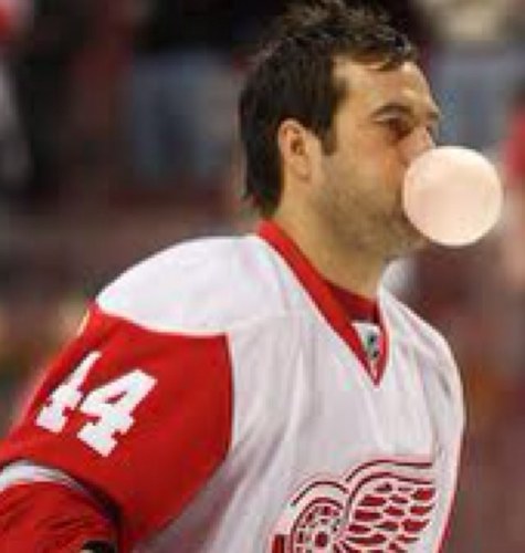 Fake_Tuzzi's profile picture. I'm the guy you love to hate. My spine is made of metal. Currenty seeking employment. #TheToddfather