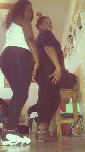 Hi , Im NeNe & Follow Mee m'fs ! (;