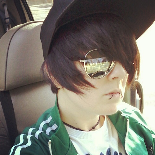 HollyParagnosia's profile picture. The myth. The legend. The asshole you love.