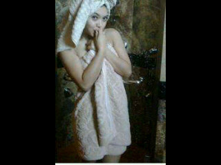 . Yg asik - asik ..follow Ơ̴̴̴̴̴̴͡.̮Ơ̴̴͡ aqu doooo'ong..New part2,