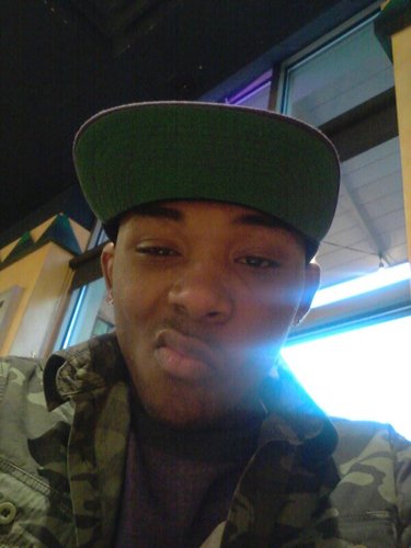 Im Tae the one and only and im just a kool college guy tryin to make it and be successful. I am real as it can get but cool as hell. Im very laid back love life