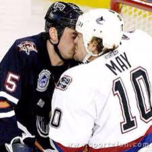 Like hockey?  Thats all that matters. FOLLOW ME!