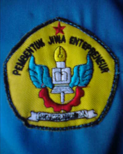Akuntansi - Administrasi Perkantoran - Pengelolaan Pemasaran Langsung - Usaha Perjalanan Wisata - Multimedia - Teknik Komputer Jaringan. We are ONE!