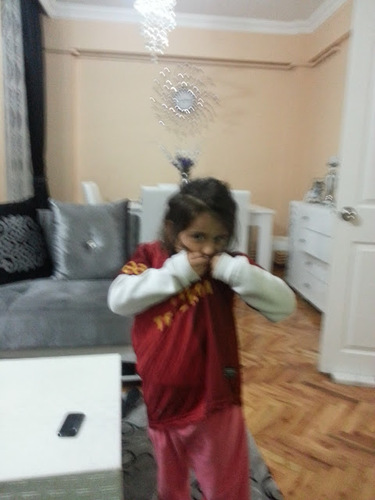 faruk327800's profile picture. 