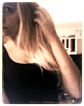 you're the one that i love and i'm saying goodbye♡