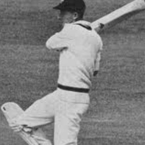 Im a Victorian, Nickname Phantom, Ex Stralian Captain, The Corpse with pads, Cricket Guru, Pigeon Fancier, Huge Nose. Favourite Player Merv Hughes I love Wendy
