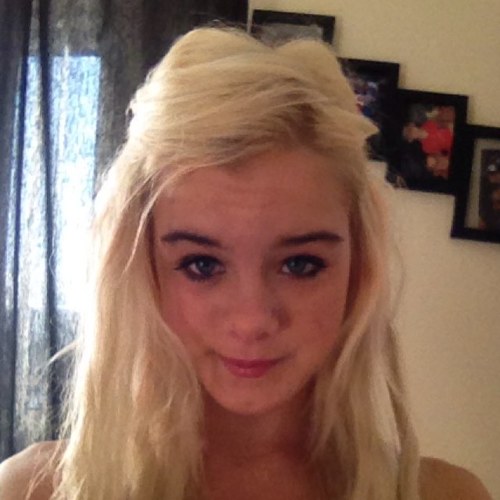 follow me and i may follow you back xx ;)