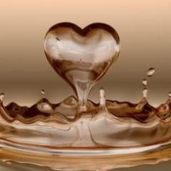 Helping people in love by good Inspiring texts about life, love, relationships, happiness, hard times, what to do, what it brings .~ tweeting things about love