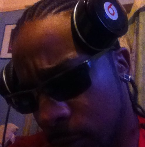 Rapper/Mc/Engineer F.M.P ...hey im just trying a ting  Instragram: @chinodeville