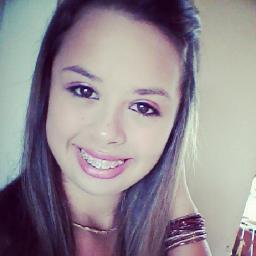 Faça tudo sempre com dedicação e amor, tendo em mente que você não deve nunca provar nada para ninguém