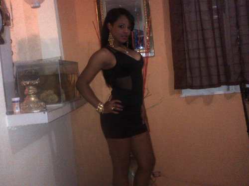 Chevere, cariñosa, activa, apacionada al baile, me fascina la musica etc...si quieres saber mas conoceme!!!:)-