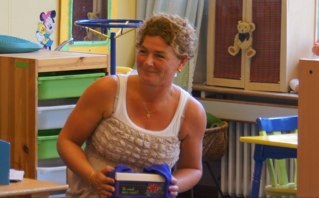 Letterlijk in beweging, werkzaam in het vakteam Jeugd en Jongeren bibliotheek Oostland.