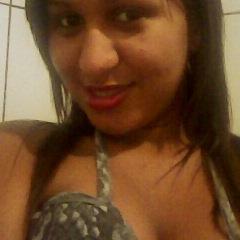 A amiga, A companheira, A Engraçada , a xatiinha , a COmplicada .. Queiim SOU eu ?? ♥