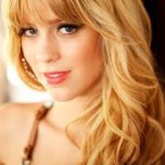 MyIdolaSophia's profile picture. Desde quando foi embora, do meu pensamento você nunca saiu. Não superei mas tive que aceitar. Acho que meu ponto fraco sempre vai ser você @SophiaAbraao.