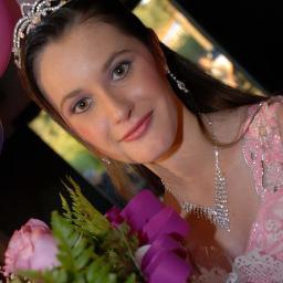 Tecladista...  O futuro pertence Deus , então viver o presente e esquecer do passado!  http://t.co/MxIhrBkm