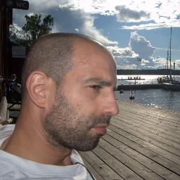 Sworn Translator. EN/DE/NL/SV-ES I love traveling, outdoor sports and photography. Strong believer in multiculturalism!