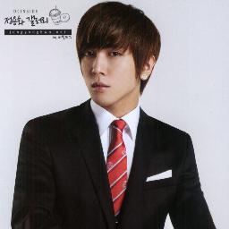 [V] @Agensi_IRP | Jung Yong Hwa | 89 L | Leader, Vocalist, Guitarist from CN Blue | Emotional |