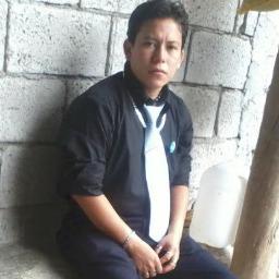 me gusta la gente de mente abierta sin perjuicios a nada, soy  diseñador gráfico y me gusta lo que hago y me siento bien con lo que soy