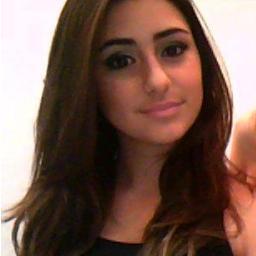 Continue a nadar