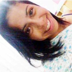 Deixe o seu sorriso mudar o mundo, mas não deixe o mundo mudar seu sorriso.