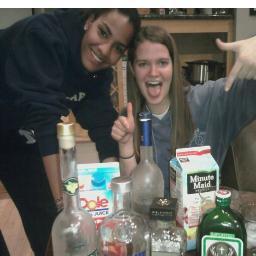 MaddieMart4's profile picture. 