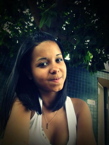 '' te chamar de de princesa qualquer um otário chama,quero ver te tratar 
 como uma''