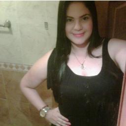 Soy de barranquilla-atlantico estudiante de cosmetologia cosmiatra, me encanta estar en familia, pasarla rico con mis amigos