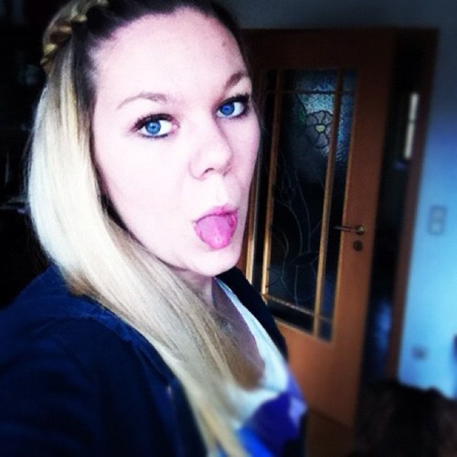 Tut mir leid, Bio ist nicht so mein Ding.
 
           17