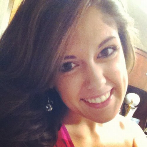 Twenty years young. Located in Savannah. Lovin my Army Ranger. Studying Law & Society at AASU.