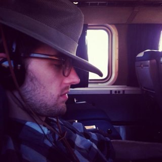 peaksandpines's profile picture. Aspiring maker of stories and such.