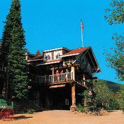 Classic mountain getaway, boutique B&B, Restaurant, Key & Photo museum, Key-thedral Theater