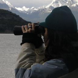 De comunicación a no-comunicación. Buscadora, sobre todo de significados, de sonidos y de silencios. Si tiene música, es bienvenido.