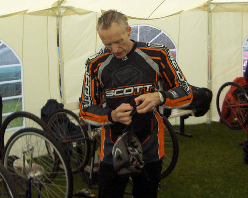Cycle Speedway veteran racer, failed Downhill mountain biker and not much use going up. Retired but oh, so busy! Invented the Polish Leg before the Poles.