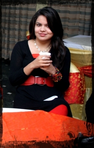 sophiya a sweet ,simple, cute girl..:)