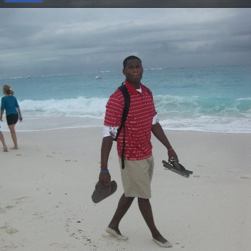 eliehaynes's profile picture. 