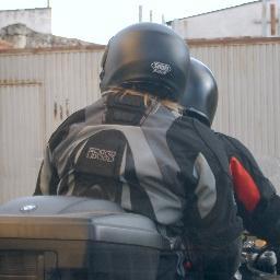 Nunca te equivocas cuando haces lo correcto.
Estoy en el lado correcto de la historia, a la izquierda siempre a la izquierda. SyR