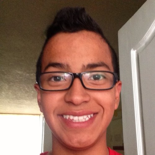 nicorivera2413's profile picture. 