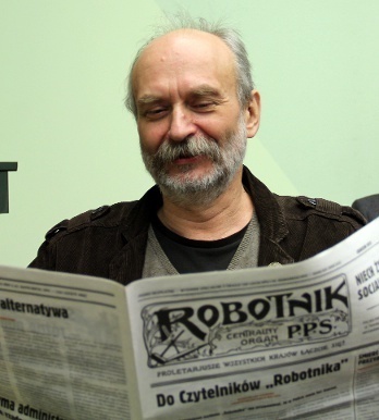 Socjalik's profile picture. Tak dla lewicy ale, tylko socjalistycznej.  Nie na tym trudność polega, żeby wypowiadać rozmaite dobre życzenia, ale na tym, żeby dobrze wskazać drogę.