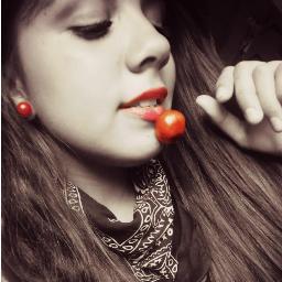 me llamo francisca :3 tengo 14 años, soy de puente alto ,me gusta el rap chileno ademas de otros estilos, y mi grupo favorito es liricistas 3
