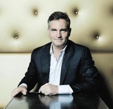 Changing the way people use social media. Founder of @SocialImports. http://t.co/cSLaNsLp