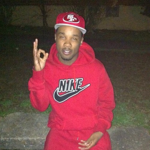 I sell DOPE.. I fuck Hoes... & make TWEETS bout the shit ! #LoudPack