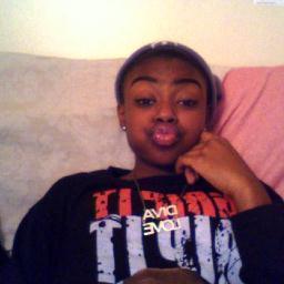 yanna da bahdest of the skoo the badhest in the game excuse me hunny but nobody's in my lane