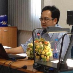 Saya percaya, Andi Mallarangeng tidak bersalah dalam kasus Hambalang. Saya tidak percaya dia terlibat.