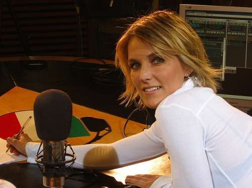 TheSocialiteMom's profile picture. A industry socialite and mother of 2. My job is to prove that even Mom can have a LIFE! Founder of @PrettyRockstars