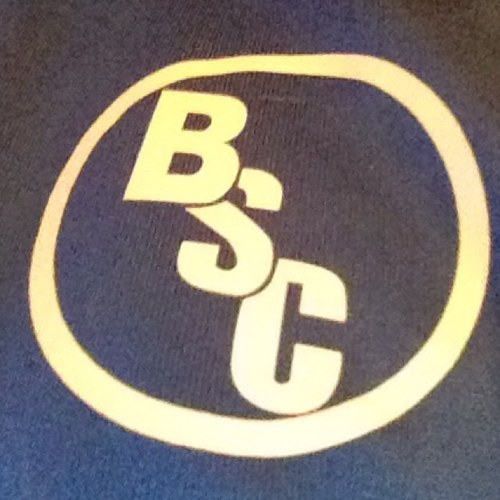 Broomhill sports club is an amateur football team which plays in the glasgow and district saturday morning league, we train at cleveden high anniesland