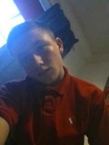 ELEPHANTsettle's profile picture. follow me and I'll follow back init