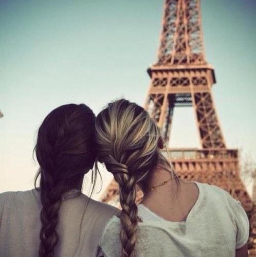 ballsybesties's profile picture. 