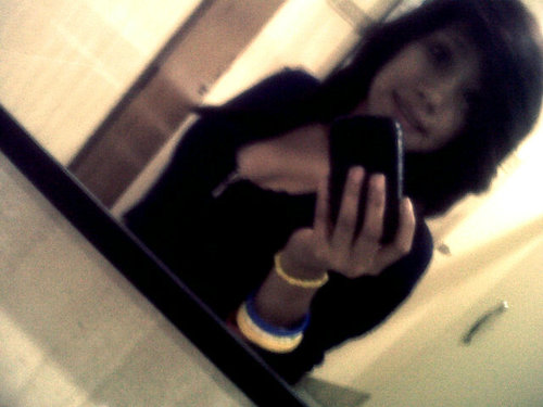 HolaHola, por aquí una persona que Teadoramuchisimo*-*, eres bella, tierna y asdgajdks Hermana eres perfecta By: @_CoffeeAndCigar♡ (Gwen).